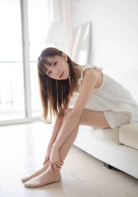月亮与乳房