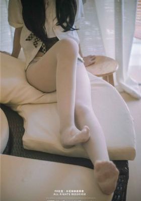 女教师的凌唇教室在线