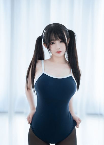 漂亮的保姆5完整版