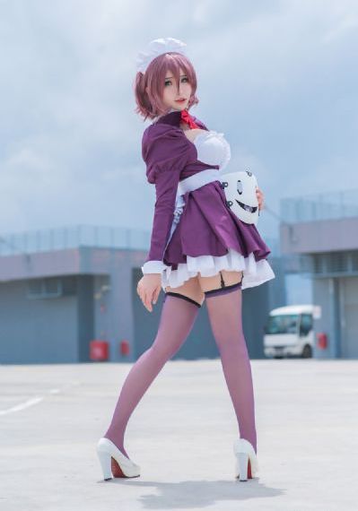 《年轻女教师3》在线观看