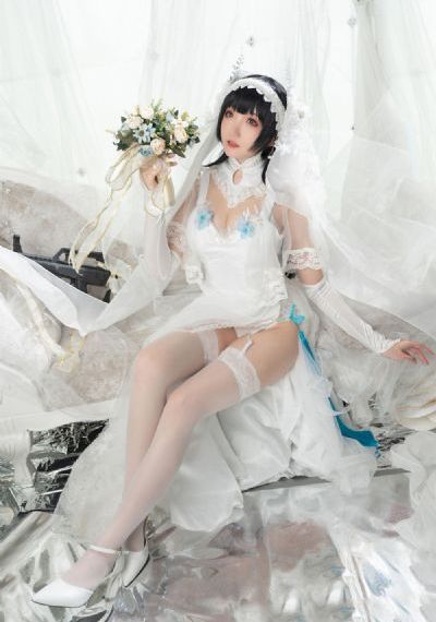 《年轻女教师2》在线观看