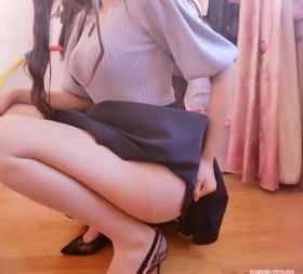 《年轻女教师2》在线播放